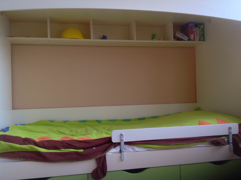 Наша двухъярусная кровать