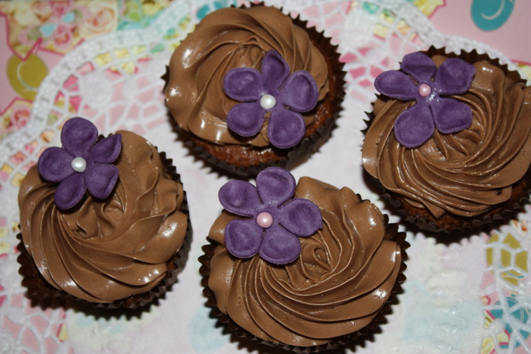 Шоколадные капкейки)))