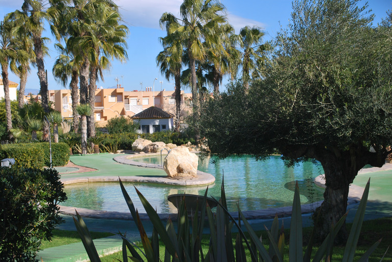 Новый вариант для аренды: 2 спальни, 3 ванных, wi-fi (Гран Алакант)