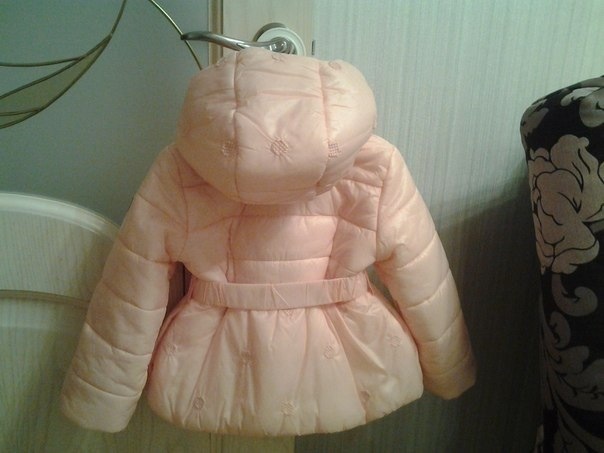 новая курточка monnalisa 36мес.(маломерка),скорее на 2г. ц.5500