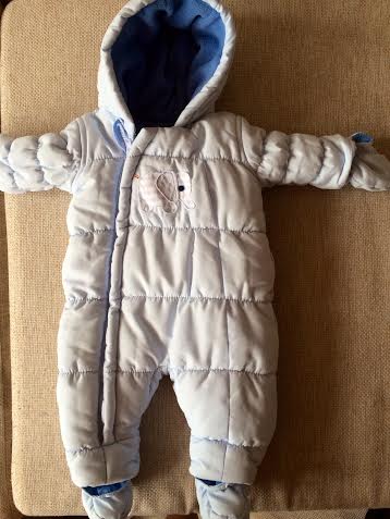 Комбинезон Mothercare на мальчика 0-3 месяца весна