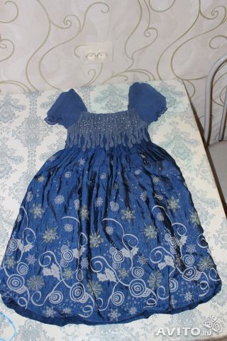 Платье синее 46-48 500 рублей.