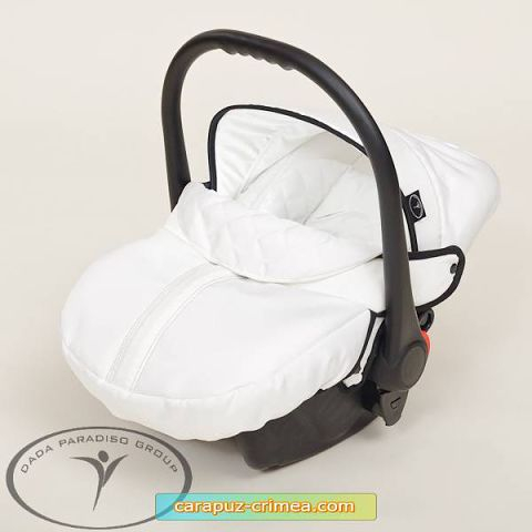 Продам коляску в городе Уссурийске!