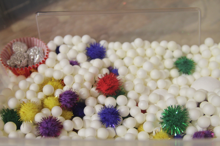 Наши новогодне-зимние сенсорные коробочки