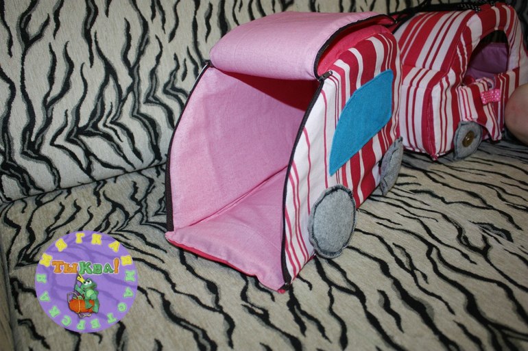 Мягкая машинка с фургоном