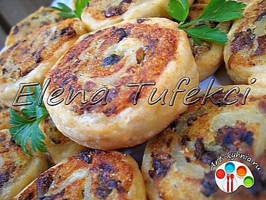 "Картофельно-грибные спиральки"