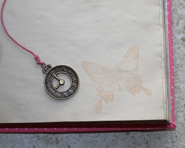 Розовый блокнот