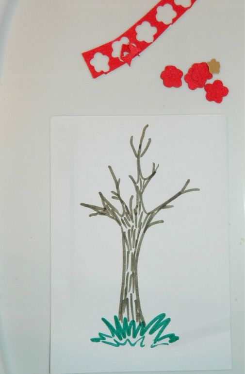 ТН Дерево в разное время года.