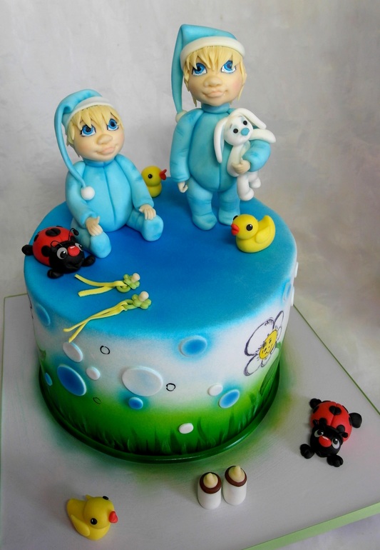 для мальчиков-близнецов на годик