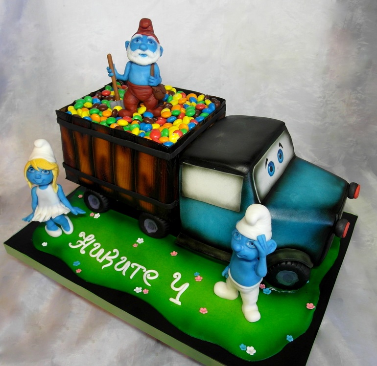 Смурфики на грузовике)