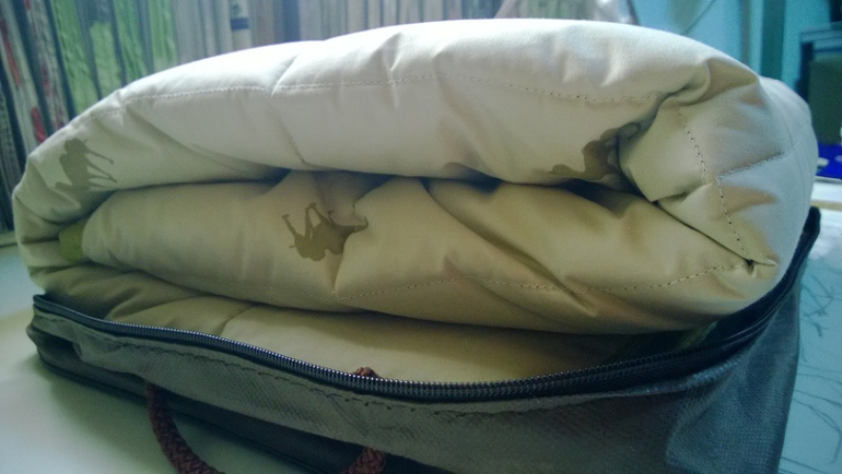 Одеяло и подушка