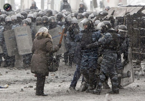 Вот чё крест животворящий делаетЬ(с)