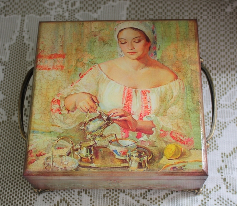 Шкатулка для чайных пакетиков)