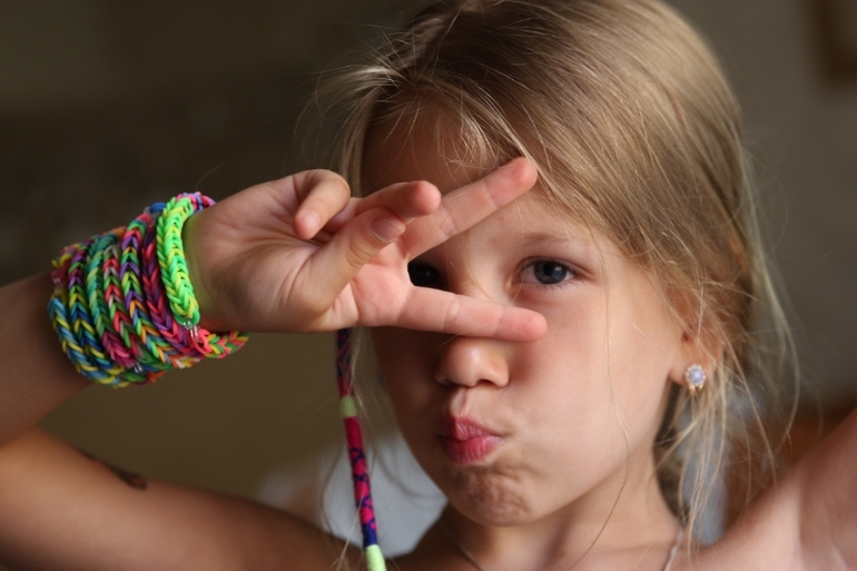 новое увлечение) loom bands
