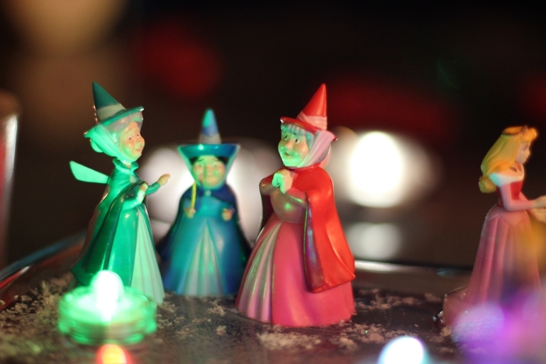 мама полезла в морозилку....