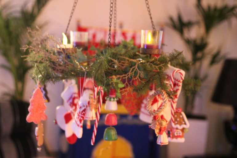 новый год к нам мчится...