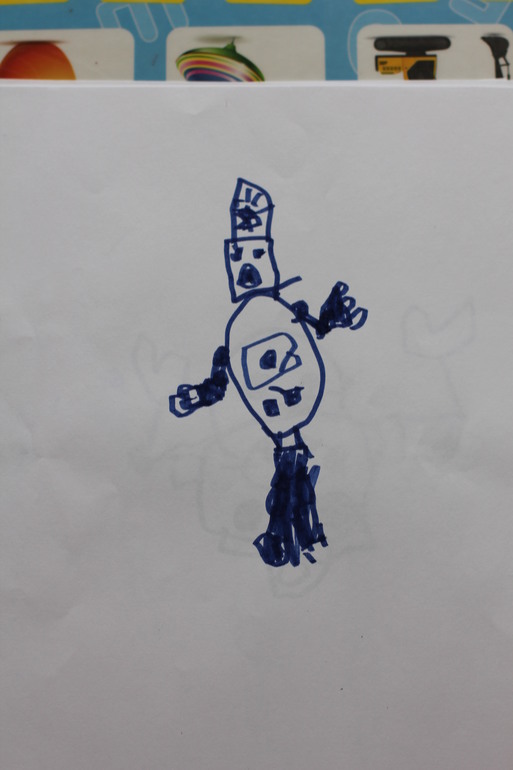 Андрей рисует