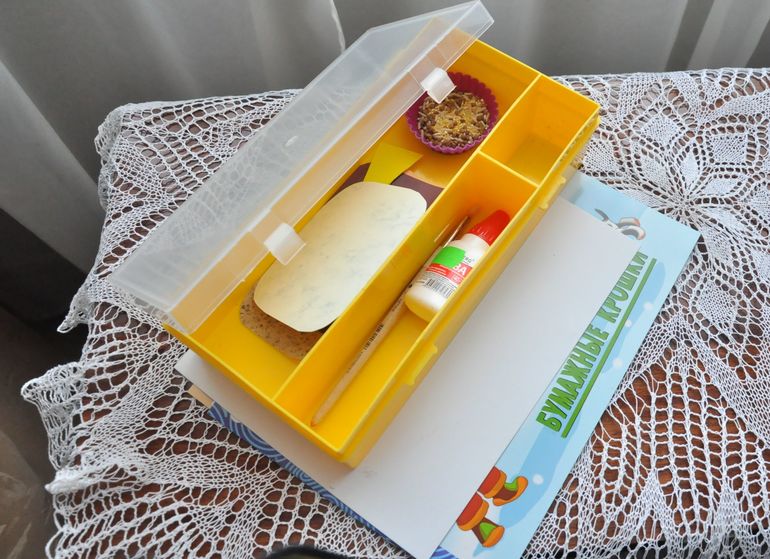 Аппликация. Кормим птичек.