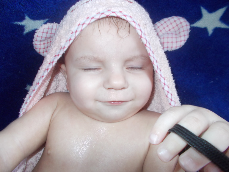 11 месяцев)))