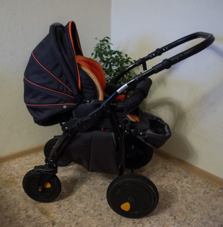 Коляска Tutis Zippy 2 в 1 ОМСК!