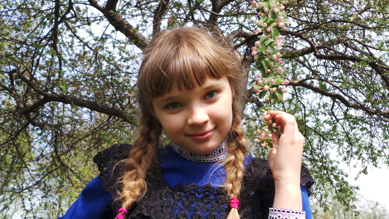 по дороге из школы домой