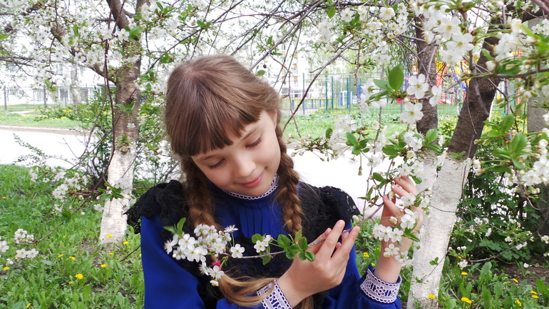 по дороге из школы домой