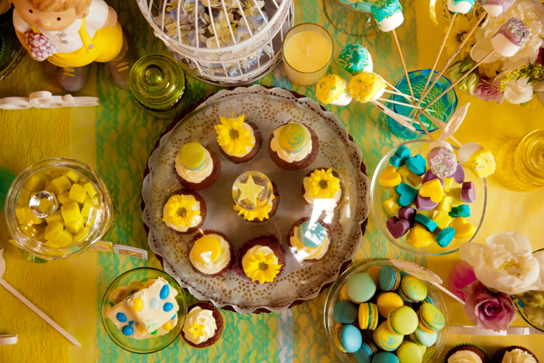 Сладкий стол на годовасие...