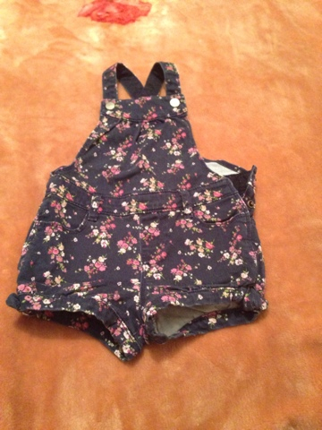 РАСПРОДАЮ ГАРДЕРОБ ДОЧКИ ОТ 0М ДО 3ЛЕТ ZARA,NEXT,GAP,KANZ,MOTHERCARE