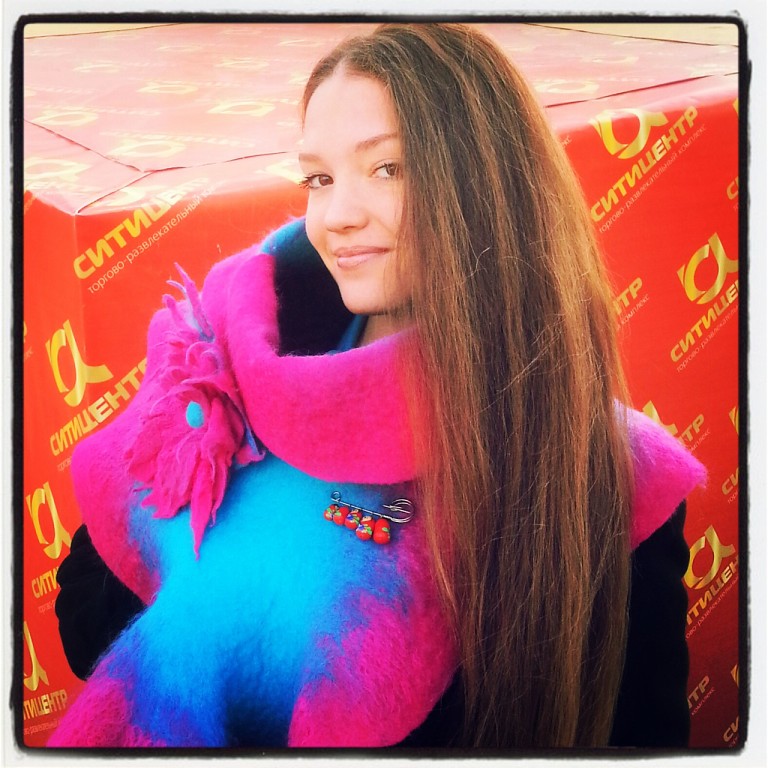 Шарф на заказчице Юлечке