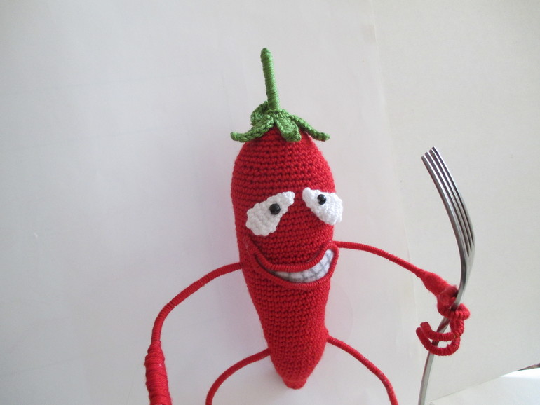 Перчик -повар,отличный помощник в хозяйстве.