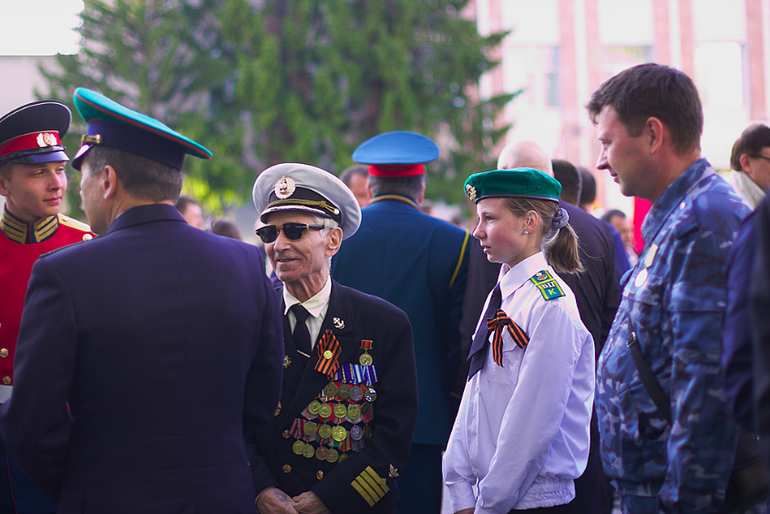 Сегодня у вечного огня...