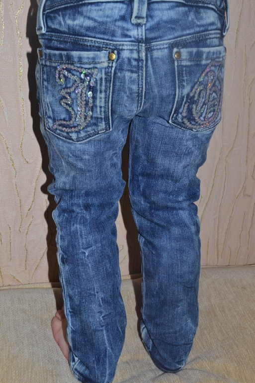 Мега джинцы Galliano р 2года.Цена 1800.