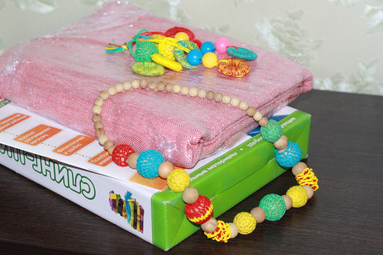 Саржевый Алый Ехидна