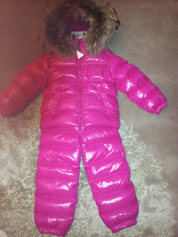 MONCLER Р-Р А4 (104) ЦВЕТ ФУКСИЯ РАЗДЕЛЬНЫЙ