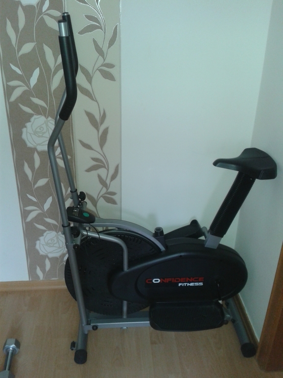 Мои помощники ... :-)