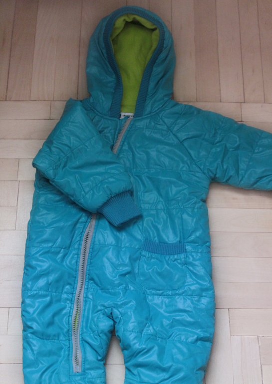 GUSTI X-trem. 2-3 года. каждый по 999 руб.+подарок пакет вещей