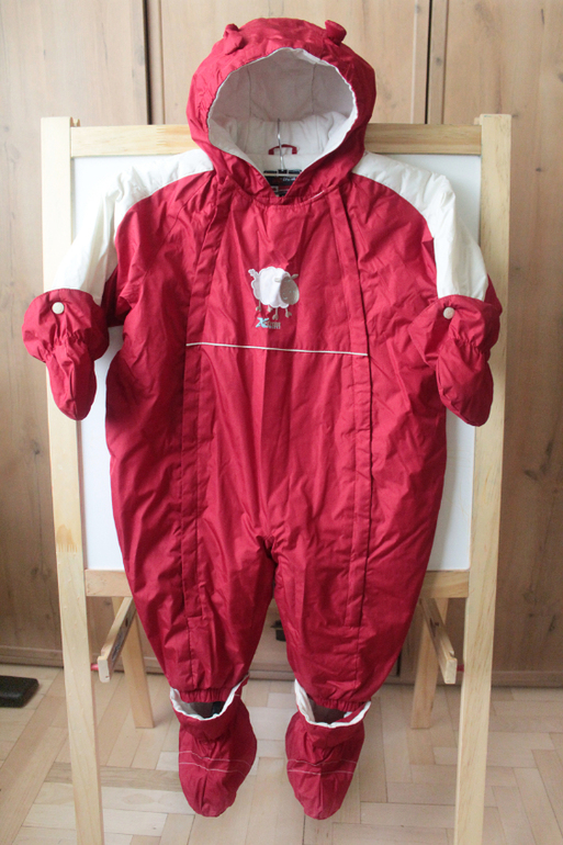 GUSTI X-trem. 2-3 года. каждый по 999 руб.+подарок пакет вещей