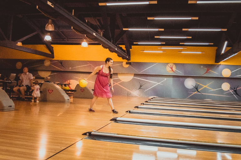 Боулинг или усатая годовщина)))