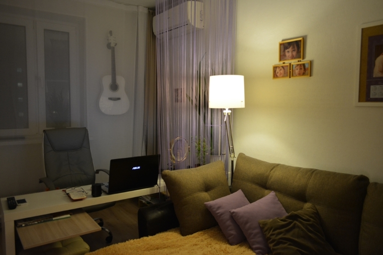 Решила показать свою комнату))