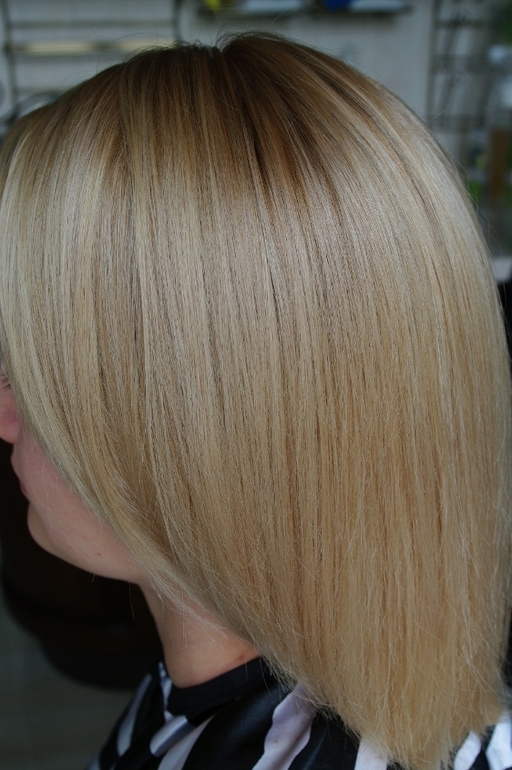 Парикмахерские услуги.