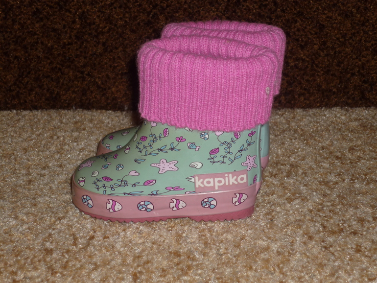 Продам обувь б/у для девочки размеры от 19 до 26