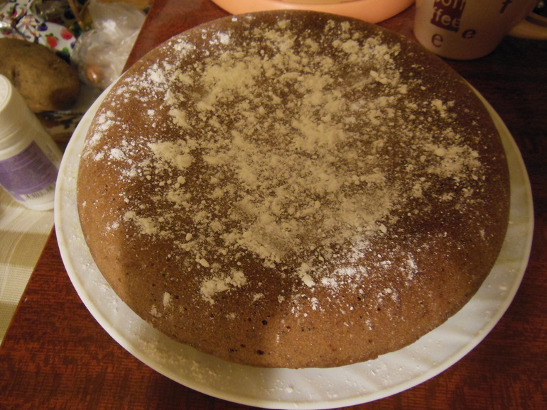 Продолжаю осваивать мультиварку. Плов и кекс.