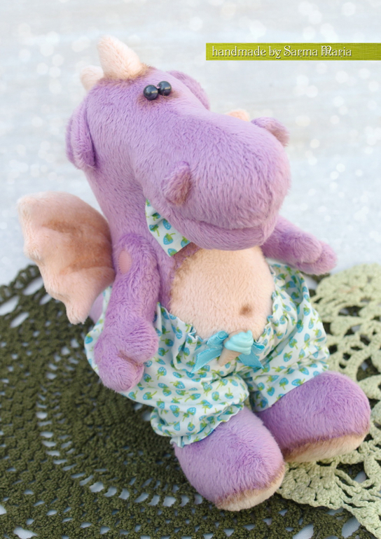 Маленький дракошик)))))