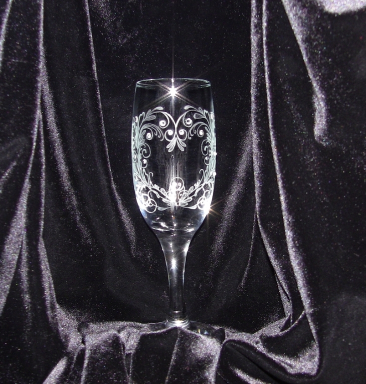 гравировка со стразами