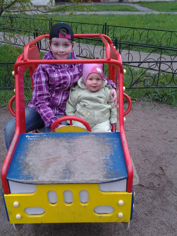 У меня 3 вопроса для мам 10-11 мес. малышей