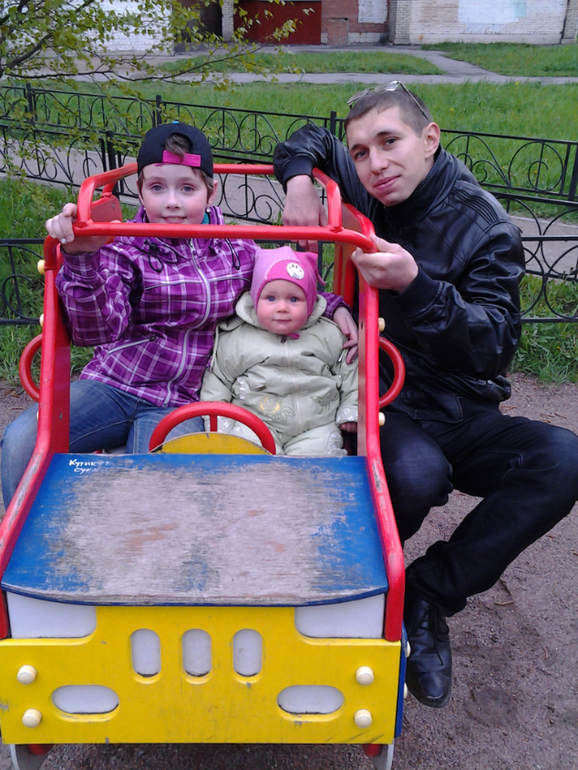 У меня 3 вопроса для мам 10-11 мес. малышей