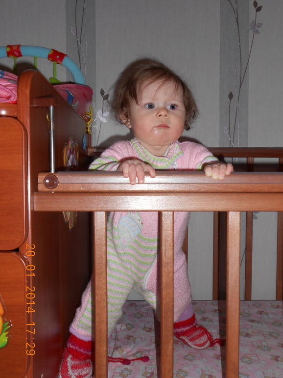 Алиса встала на ноги!!!!!