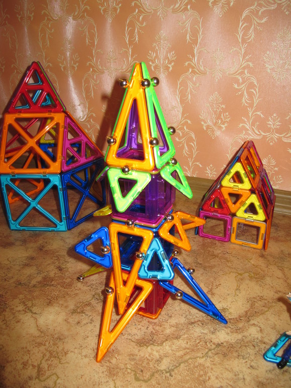 И мы хотим похвалить Magformers