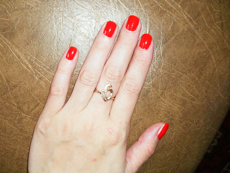 Лак для ногтей Avon "Гель-эффект" Gel Finish Nail Enamel