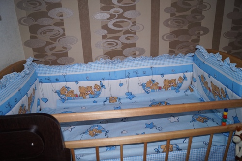 Набор в кроватку,как смотрится он ( по прозьбам)